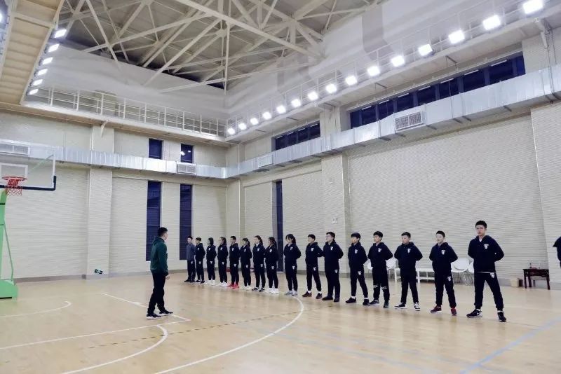 如何结合营养补充提升篮球主力的体能恢复_2